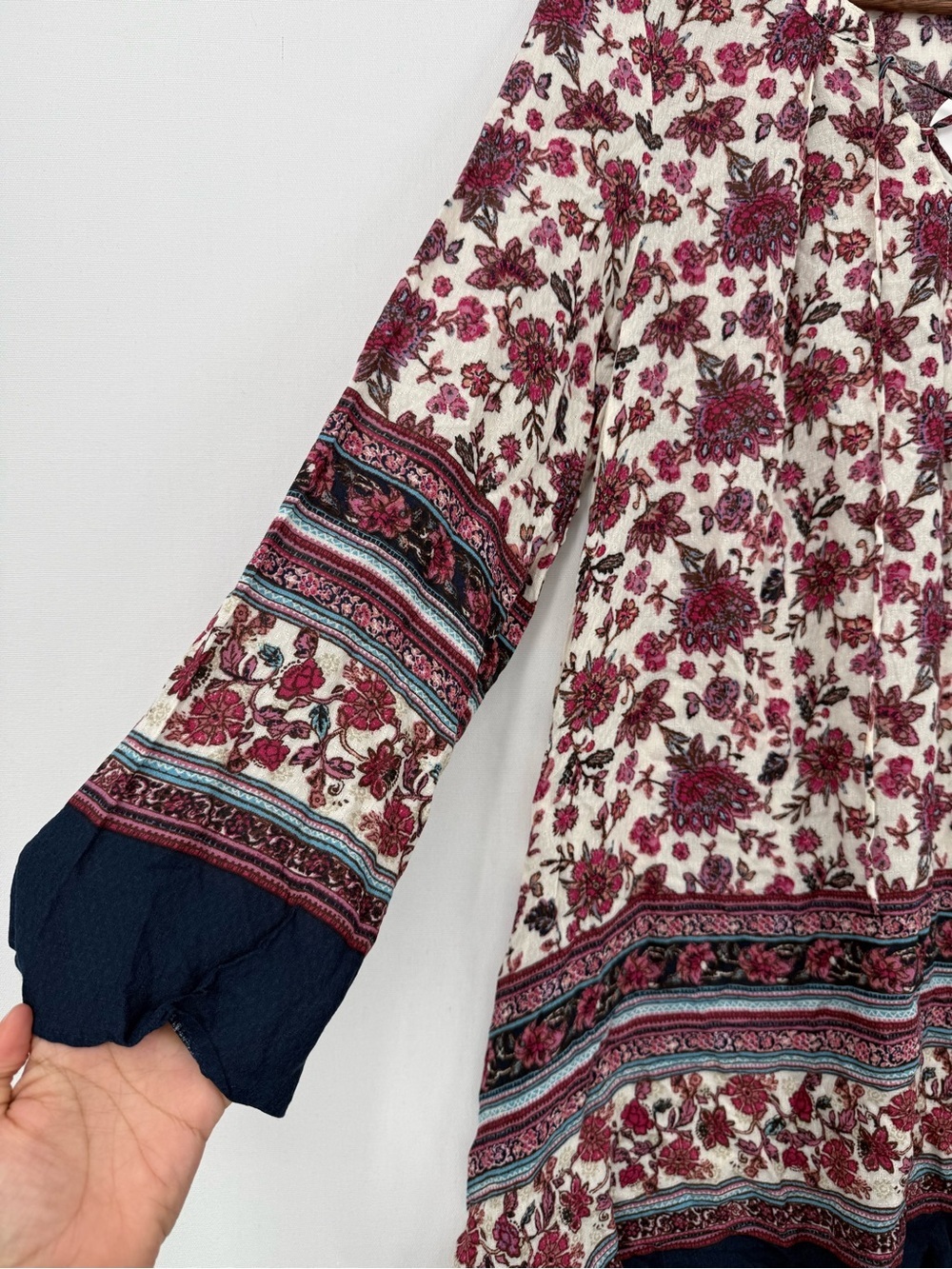 En Crème Floral Boho Dress Size S Bell Sleeve Tunic Pink Navy - Picture 3 of 11